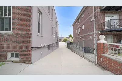 2424 Esplanade Avenue, Bronx, NY 10469 - Photo 30