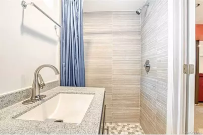 230 Westbury Boulevard, Hempstead, NY 11550 - Photo 22