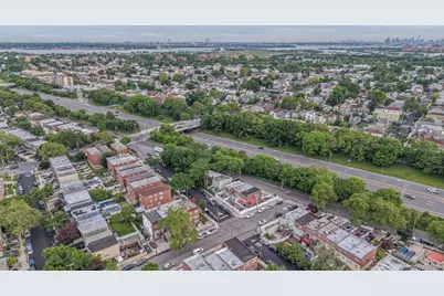 918 Throgs Neck Expwy, Bronx, NY 10465 - Photo 26