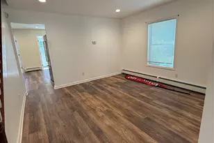 7 Park Ave, Patchogue, NY 11772 - Photo 10