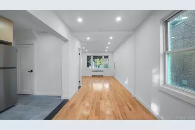 4135 Murdock Avenue, Bronx, NY 10466 - Photo 12