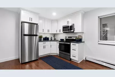 1823 Anthony Avenue, Bronx, NY 10457 - Photo 4