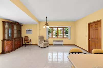 4304 149th Street, Flushing, NY 11355 - Photo 4