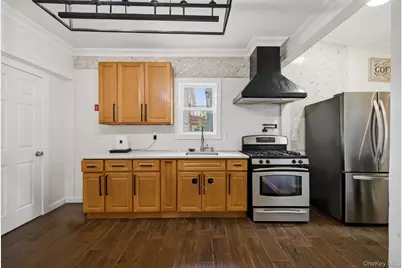 29 Elm Avenue, Hempstead, NY 11550 - Photo 4