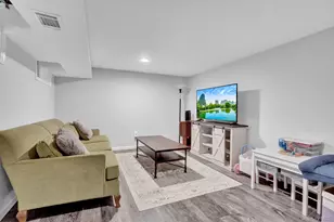 719 Glenridge Ln, East Northport, NY 11731 - Photo 22