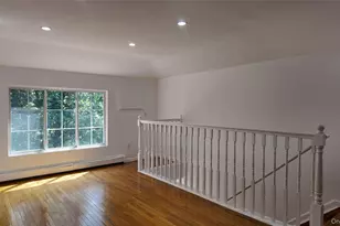 139-30 Laurelton Pkwy, Rosedale, NY 11422 - Photo 2