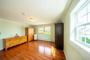 234 Nevada St, Hicksville, NY 11801 - Photo 20