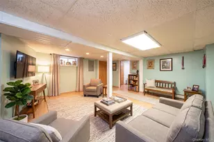 234 Nevada St, Hicksville, NY 11801 - Photo 14
