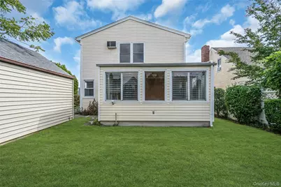 147 Broadway, West Hempstead, NY 11552 - Photo 32