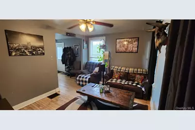 613-615 Salt Point Turnpike, Hyde Park, NY 12601 - Photo 12