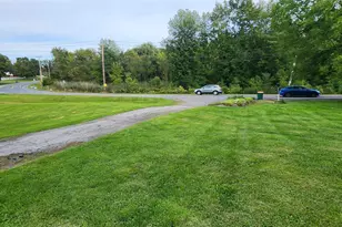 613-615 Salt Point Turnpike, Hyde Park, NY 12601 - Photo 4