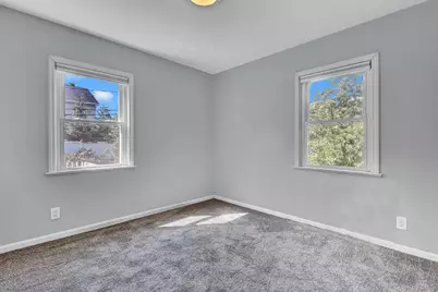 6 Manchester Street, Westbury, NY 11590 - Photo 22