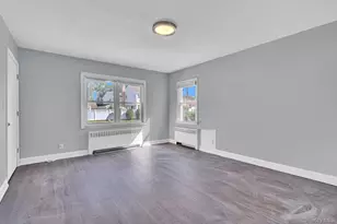 6 Manchester St, Westbury, NY 11590 - Photo 16