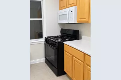 23805 Braddock Avenue, Bellerose, NY 11426 - Photo 4