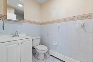 1 Lewis Pl, Lynbrook, NY 11563 - Photo 10