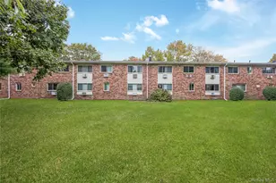 2449 Union Blvd, Islip, NY 11751 - Photo 14