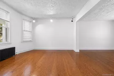 21 Mount Joy Place, New Rochelle, NY 10801 - Photo 2