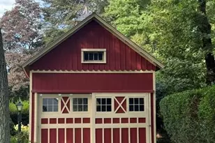 750 Reeve Ave, Mattituck, NY 11952 - Photo 2