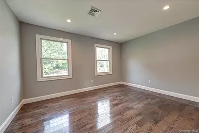 71 Stuyvesant Avenue, Mastic, NY 11950 - Photo 12