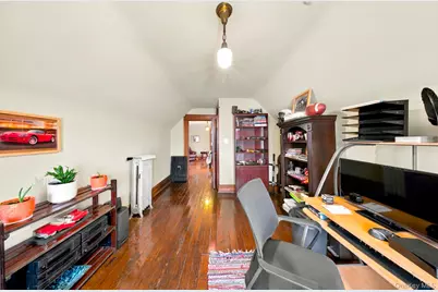 8401 104th Street, Richmond Hill, NY 11418 - Photo 14