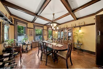8401 104th Street, Richmond Hill, NY 11418 - Photo 2