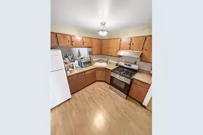 702 Saint Anns Avenue, Bronx, NY 10455 - Photo 4
