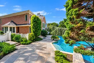 19 Cobblestone Ct, Centerport, NY 11721 - Photo 44