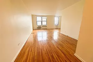 10025 Queens Blvd, Forest Hills, NY 11375 - Photo 4