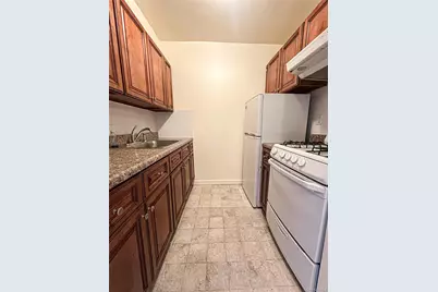 10025 Queens Boulevard #6L, Forest Hills, NY 11375 - Photo 2