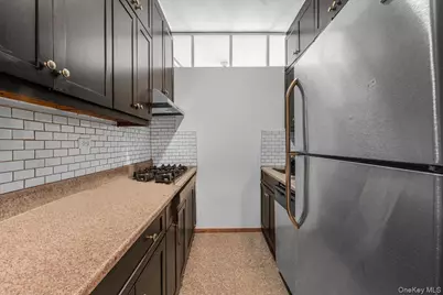 4333 48th Street #2H, Sunnyside, NY 11104 - Photo 6