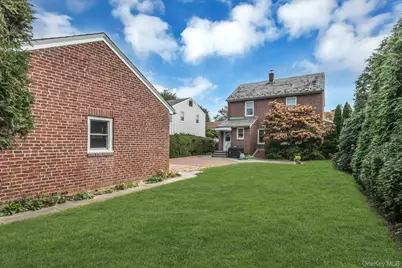 42 Nassau Avenue, Glen Cove, NY 11542 - Photo 36