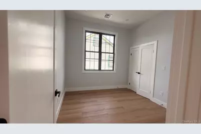 [Address not provided], Saint Albans, NY 11412 - Photo 4