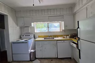 291 Concord Ave, Oceanside, NY 11572 - Photo 10