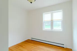 22 Trinity Pl, Rhinebeck, NY 12572 - Photo 6