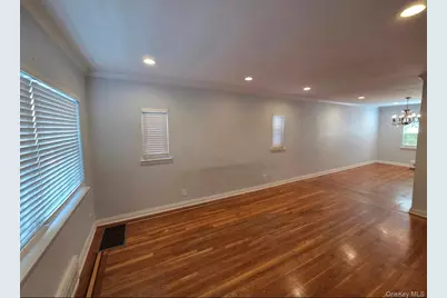 10548 65th Road, Forest Hills, NY 11357 - Photo 4