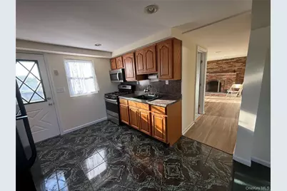 84 Surf Road, Lindenhurst, NY 11757 - Photo 8