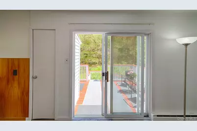 21 Van Dam, Hyde Park, NY 12538 - Photo 20