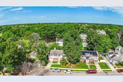 1056 Arthur Street, Uniondale, NY 11553 - Photo 18