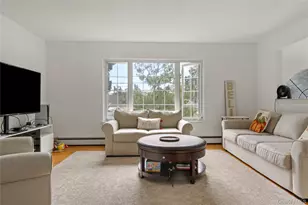 1056 Arthur St, Uniondale, NY 11553 - Photo 26