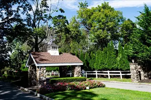 14 Badger Trail, Coram, NY 11727 - Photo 32