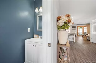 14 Badger Trail, Coram, NY 11727 - Photo 4