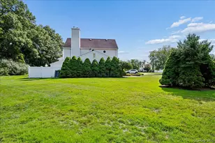 14 Badger Trail, Coram, NY 11727 - Photo 26