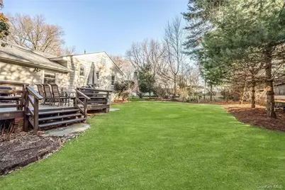 6 Crest Drive, White Plains, NY 10607 - Photo 20