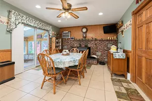 122 Evergreen Ave, Medford, NY 11763 - Photo 6