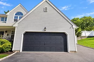 65 Mayfair Rd, Nesconset, NY 11767 - Photo 4