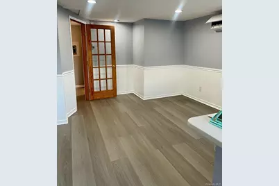 21 Carleton Avenue, East Islip, NY 11730 - Photo 8
