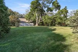 953 Ripley Ln, Oyster Bay, NY 11771 - Photo 12