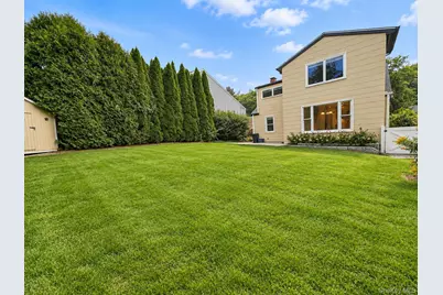 37 Harding Avenue, Valhalla, NY 10595 - Photo 18