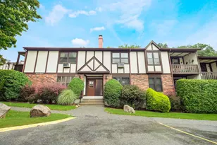 337 Sierra Vista Ln, Valley Cottage, NY 10989 - Photo 2