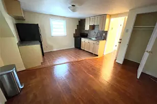 5 Denton Pl, Farmingdale, NY 11735 - Photo 16
